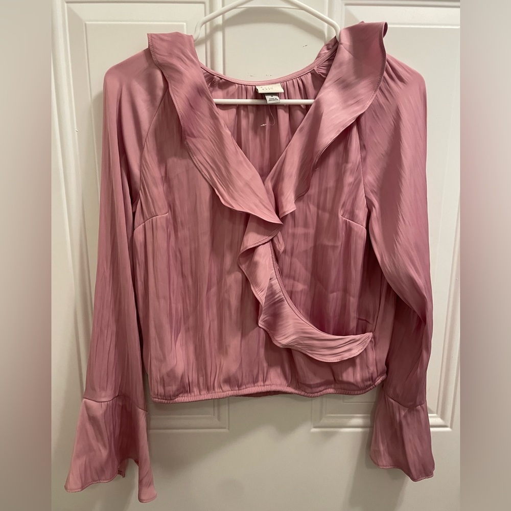 NWOT - Women’s Pink Ruffle Long Sleeve Blouse